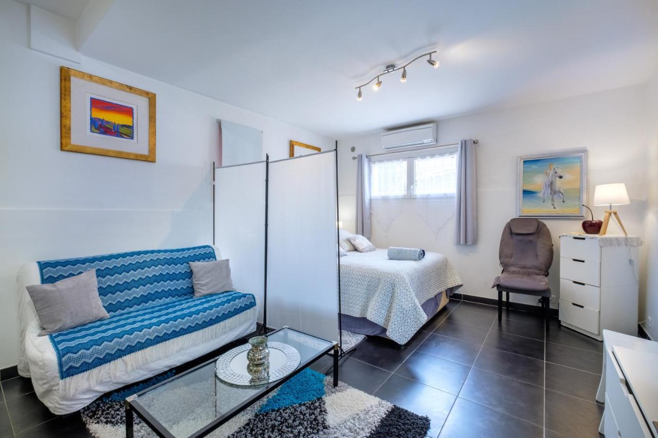 Bas De Villa, Piscine, 3 Etoiles Сен Пол дьо Ванс Екстериор снимка